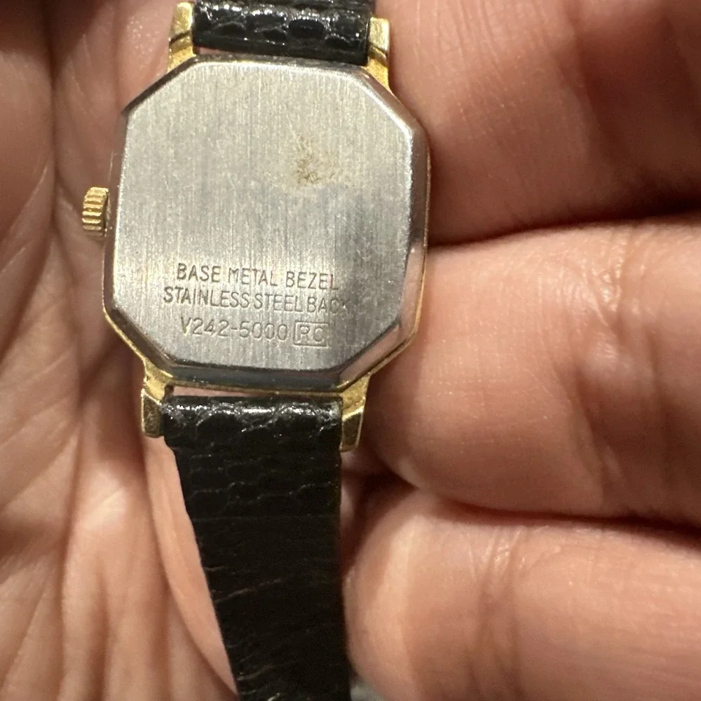Working Vintage Gold Tone Lorus Ladies Watch Y242-5000 Black‎ Leather Band 20mm